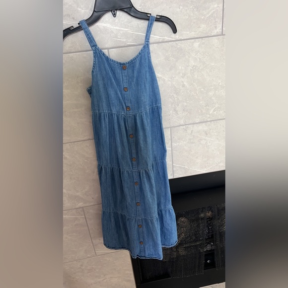 Spring is here 4 Size 8 girlDresses $30.00 FREE shipping  until Monday 1 NWT 😍 - Picture 2 of 4